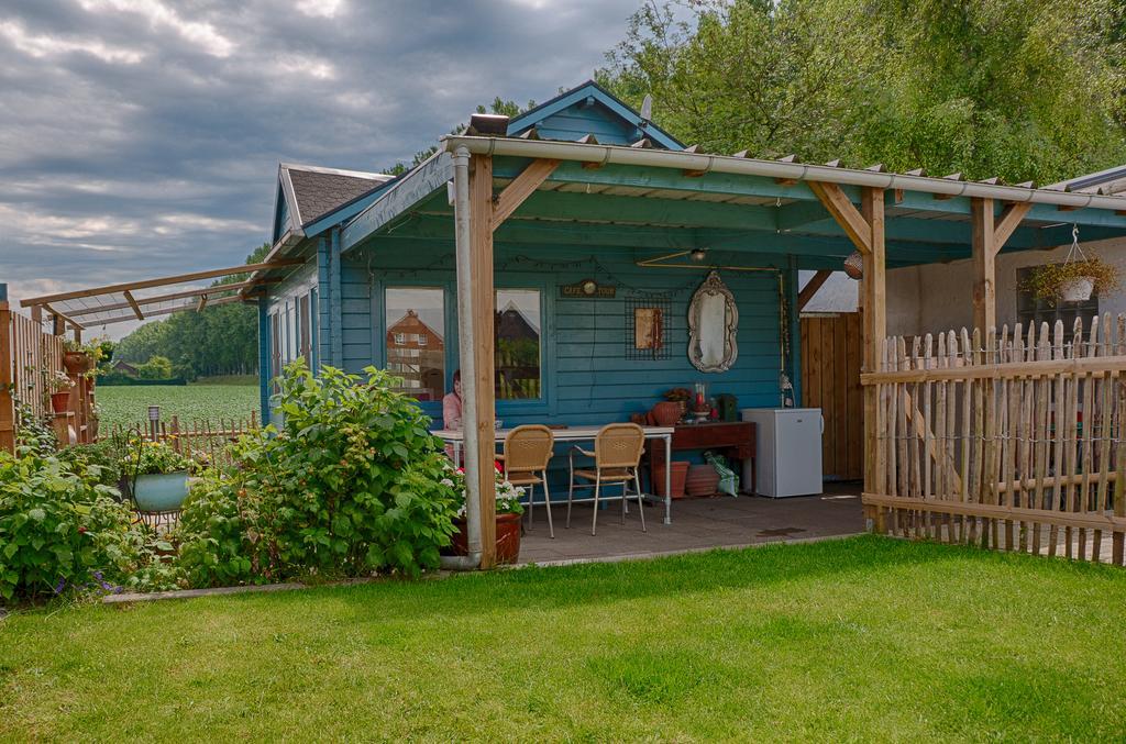 Artistiek Vakantiehuisje Hulst Exteriör bild